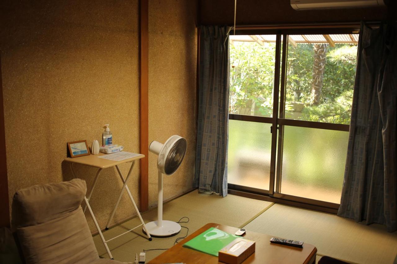 Hojo Suigun Youth Hostel Matsuyama  Exterior photo